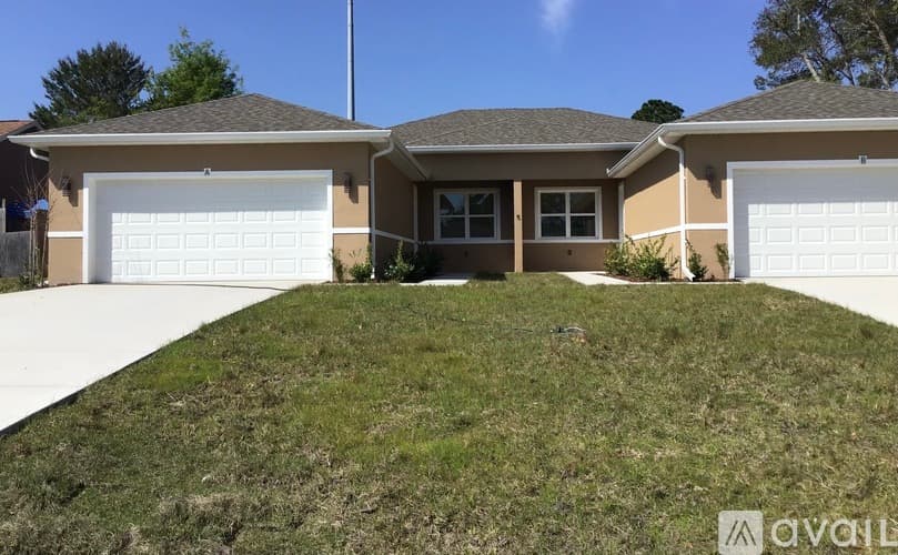 Palm Coast Apartment: 5 Columbia Ln