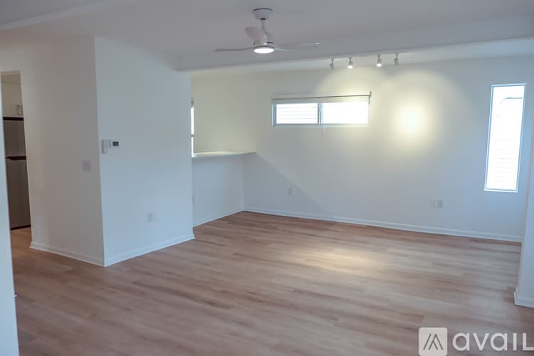 New Haven Apartment: 56 Vernon Street