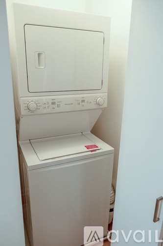 New Haven Apartment: 56 Vernon Street