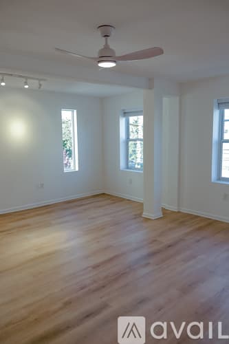 New Haven Apartment: 56 Vernon Street