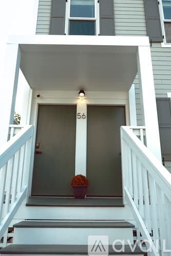 New Haven Apartment: 56 Vernon Street