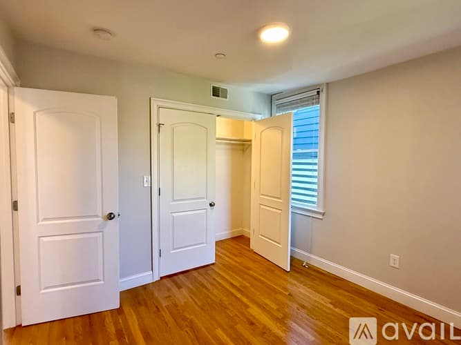 Cambridge Apartment: 17 Plymouth St