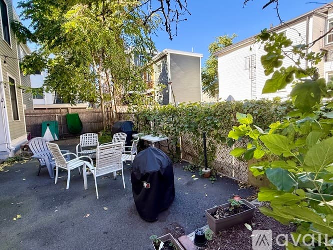 Cambridge Apartment: 17 Plymouth St