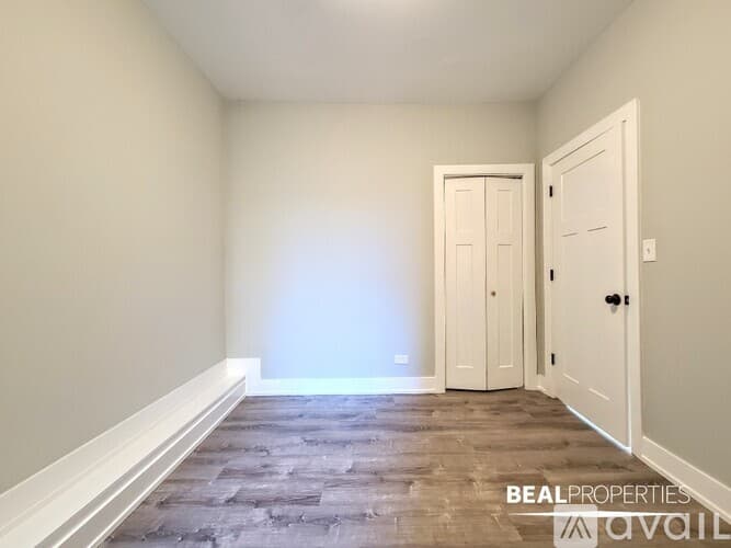 Chicago Apartment: 4851 N Damen Ave
