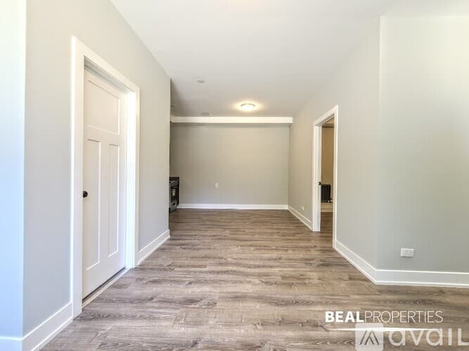 Chicago Apartment: 4851 N Damen Ave