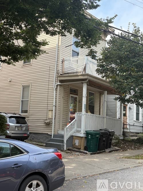 Cincinnati House: 2209 West Clifton Avenue