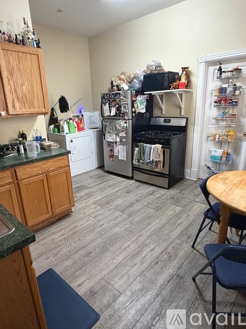 Cincinnati House: 2209 West Clifton Avenue