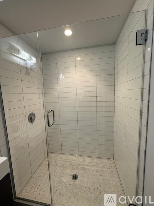 Chicago House: 720 S Wells St