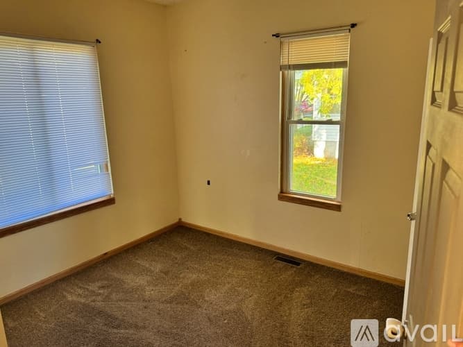 St. Cloud House: 222 19 1 2 Ave N