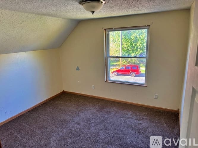 St. Cloud House: 222 19 1 2 Ave N