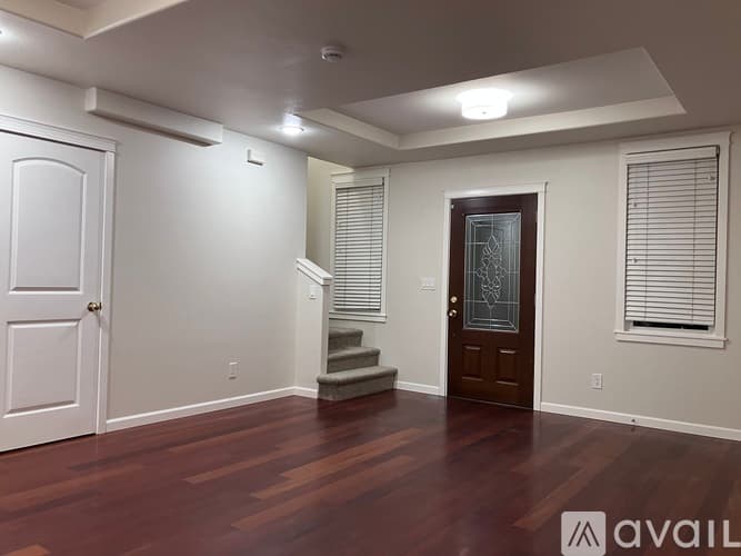 Tacoma House: 612 South 84th Street