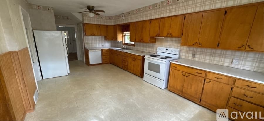 Dassel House: 340 Parker Ave E