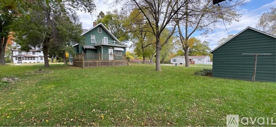Dassel House: 340 Parker Ave E