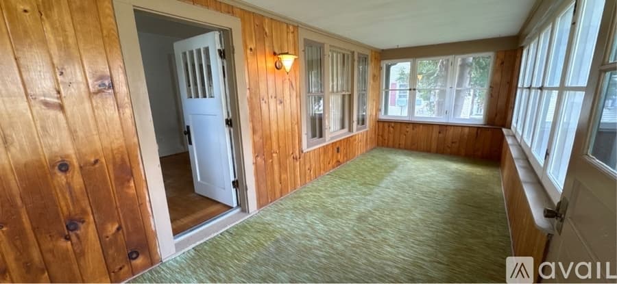 Dassel House: 340 Parker Ave E