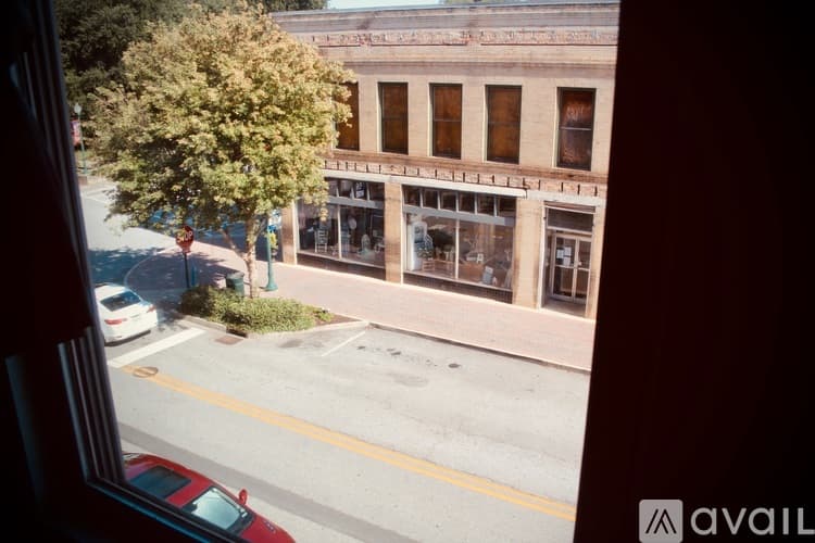 Toccoa Apartment: 26 Doyle Street