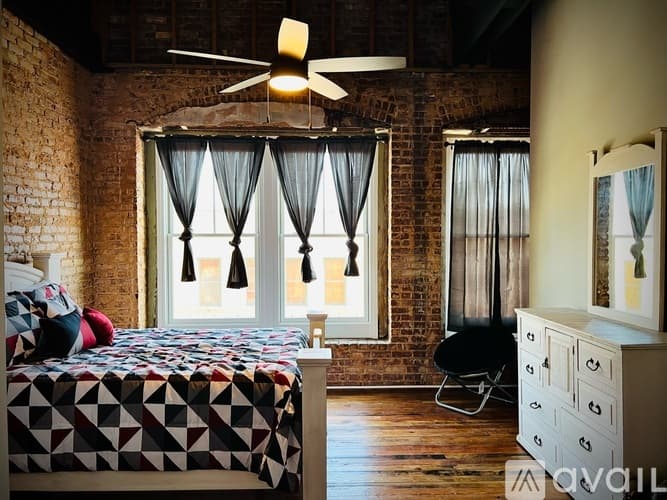 Toccoa Apartment: 26 Doyle Street