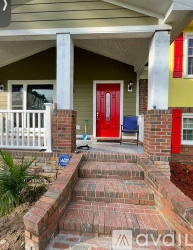Aiken House: 191 Lake Shore Dr