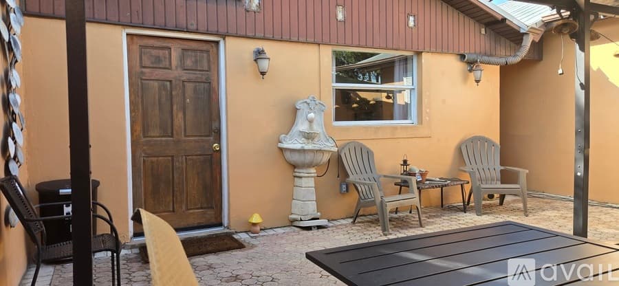 Bonita Springs Apartment: 12 1st Street