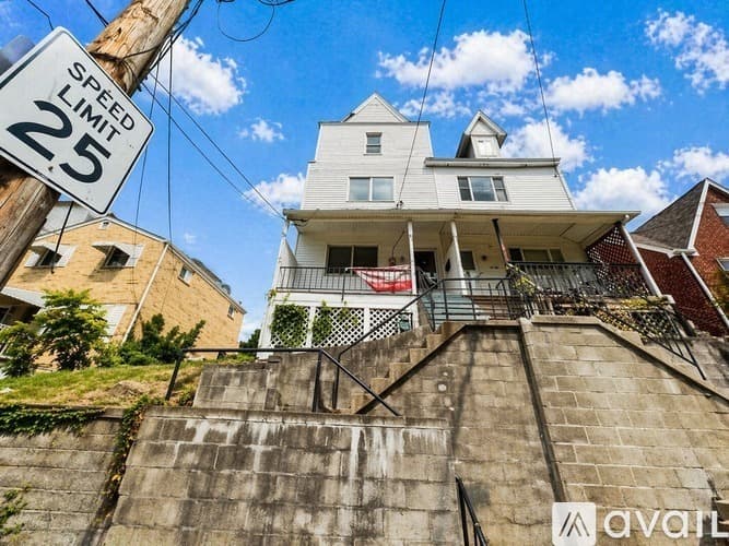 Pittsburgh House: 4229 Haldane St