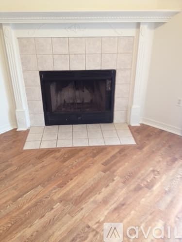 Mary Esther House: 434 Bridgewater Ct