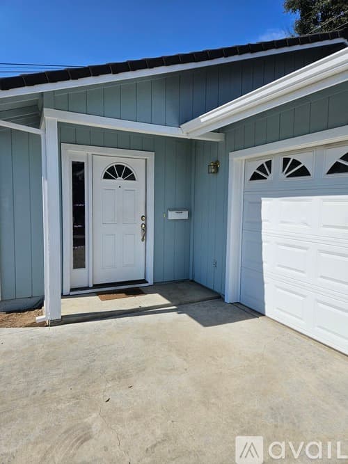 Oakdale House: 446 West J Street