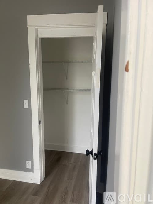 Chicago Apartment: 7525 South Normal Avenue