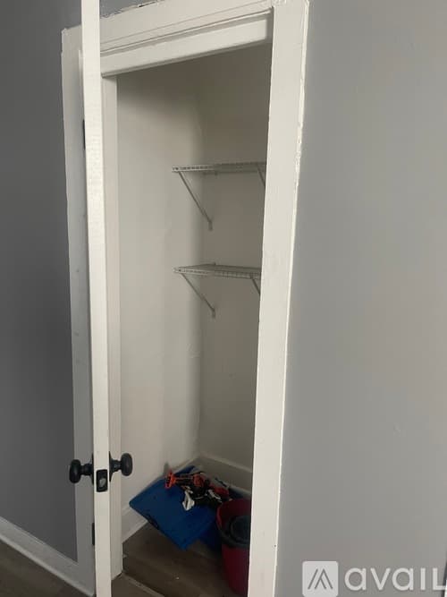 Chicago Apartment: 7525 South Normal Avenue
