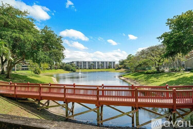 Delray Beach Apartment: 1760 Palm Cove Blvd