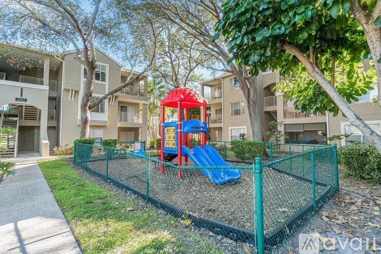 Delray Beach Apartment: 1760 Palm Cove Blvd