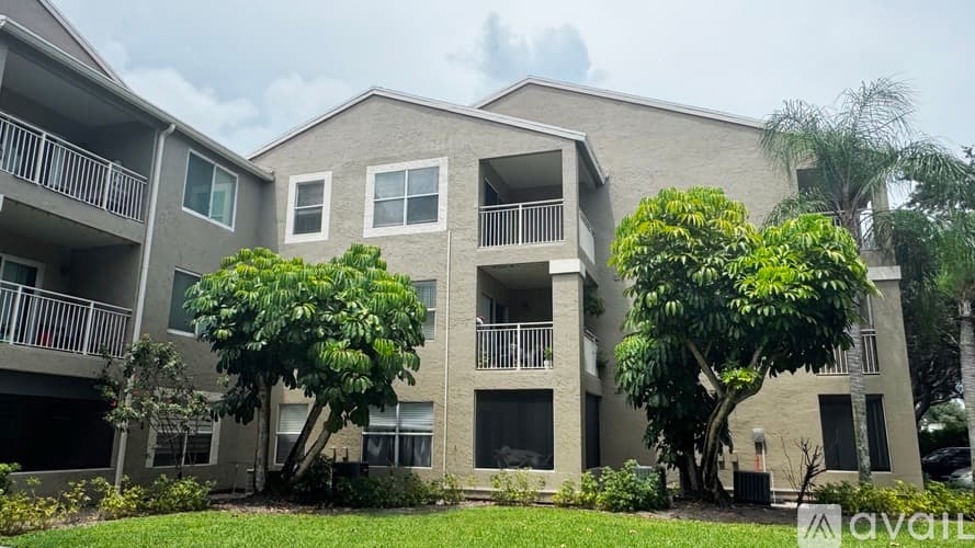Delray Beach Apartment: 1760 Palm Cove Blvd