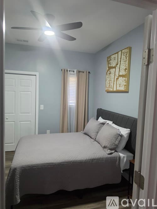 Atlanta House: 7760 Wrotham Circle