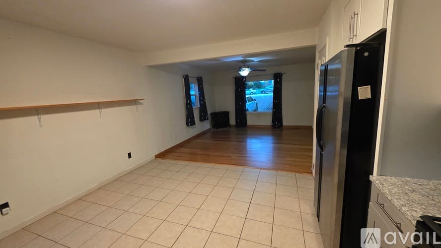 Taylors House: 8 Mountain Chase Dr
