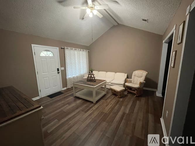 Hinesville House: 34 Kevin Road