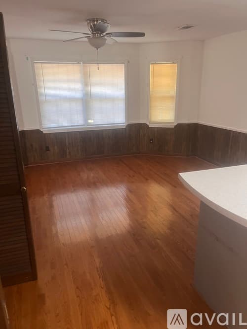 Lake View House: 13405 Allison Drive