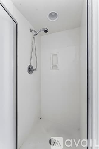 Moody Townhome: 2033 Queens Ct