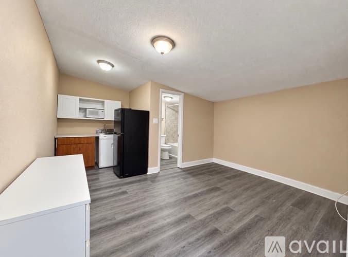 Miami House: 20310 Northeast 14th Avenue