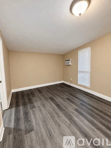 Miami House: 20310 Northeast 14th Avenue