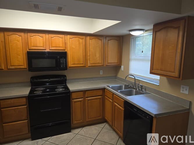 Bradenton House: 3007 40th Avenue West