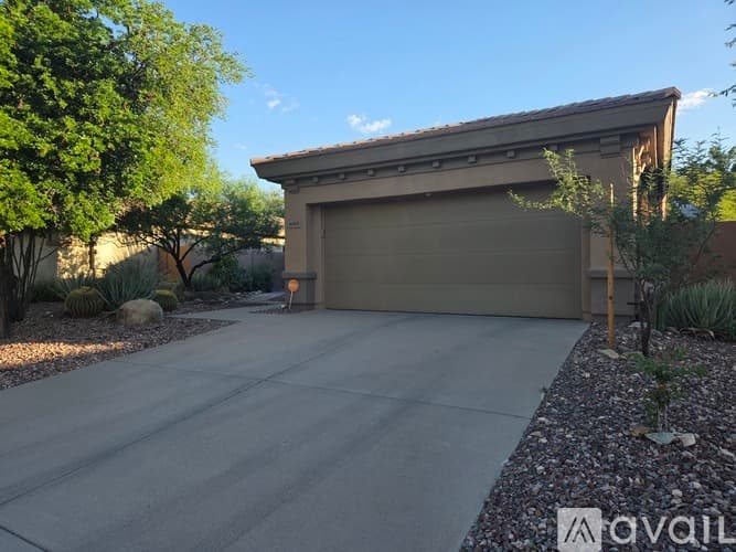 Anthem House: 41419 North Fairgreen Way
