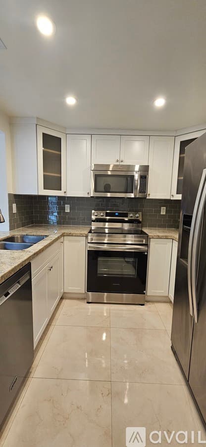 Miami Townhome: 9950 Northwest 9th Street Circle