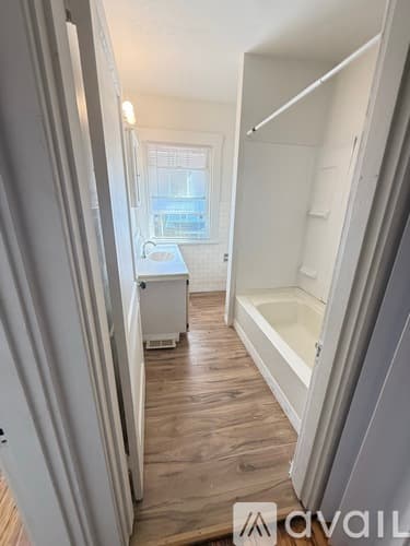 Pittsburgh House: 837 Greenfield Avenue