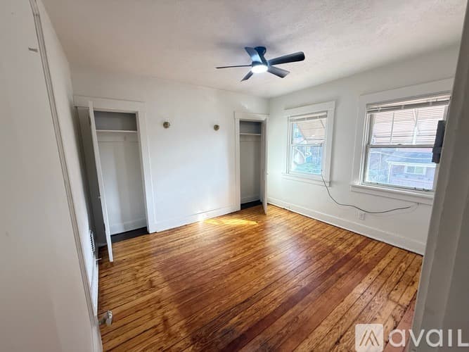 Pittsburgh House: 837 Greenfield Avenue