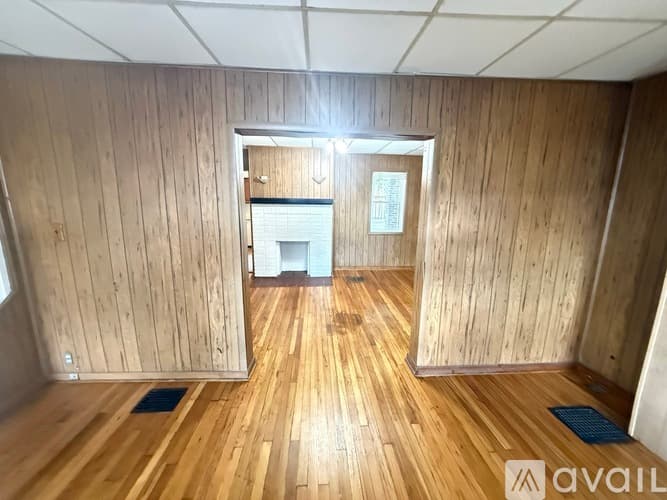 Pittsburgh House: 837 Greenfield Avenue