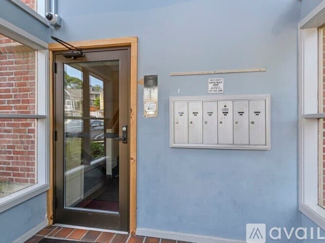 Boston Condo: 141 Savin Hill Avenue