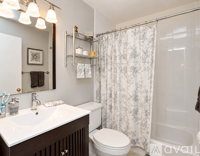 Boston Condo: 141 Savin Hill Avenue