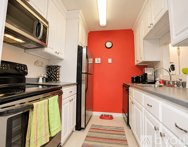 Boston Condo: 141 Savin Hill Avenue