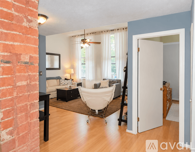 Boston Condo: 141 Savin Hill Avenue
