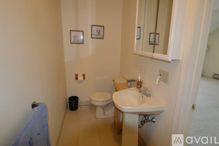 Middletown Condo: 202 Fairway Dr