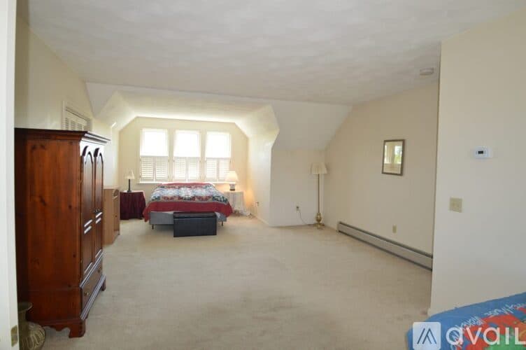 Middletown Condo: 202 Fairway Dr