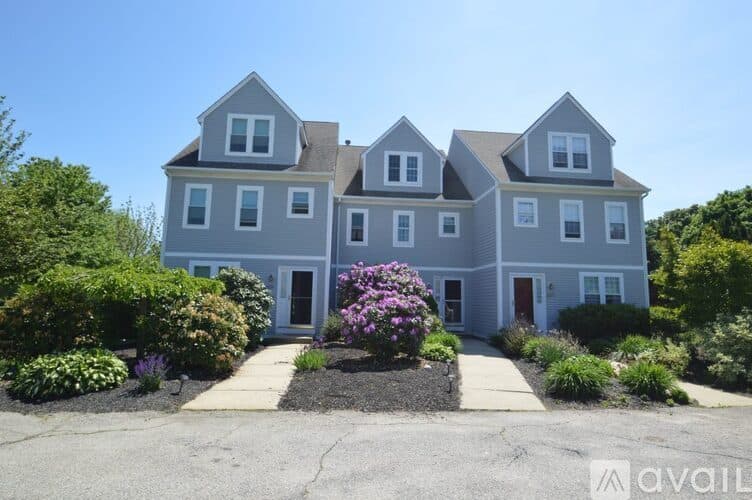 Middletown Condo: 202 Fairway Dr